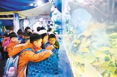 29名留守儿童春节前圆梦西安:感受民族灿烂文化