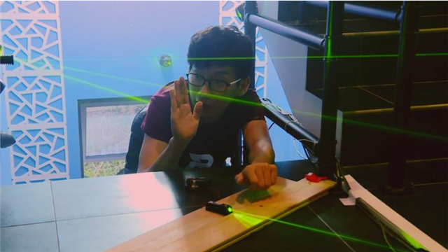 点击进入下一页