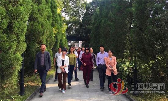 0751598454330293_49.jpg 0751598454330293_49.jpg