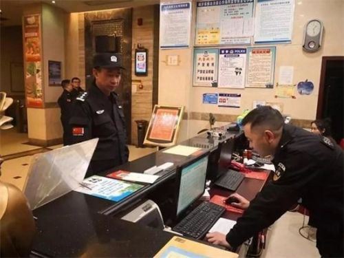 09025778015425254_8.jpg 09025778015425254_8.jpg