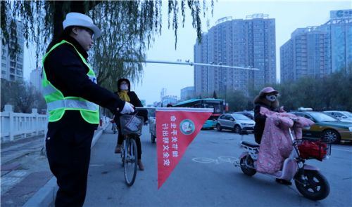 5c0dfd1e226d7.jpg 1_副本.jpg