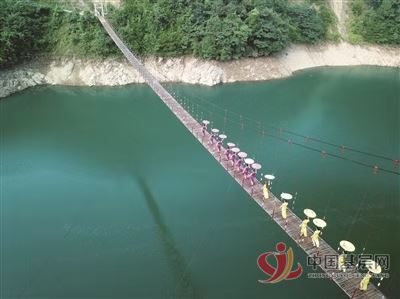 09033665377093351_72.jpg 09033665377093351_72.jpg