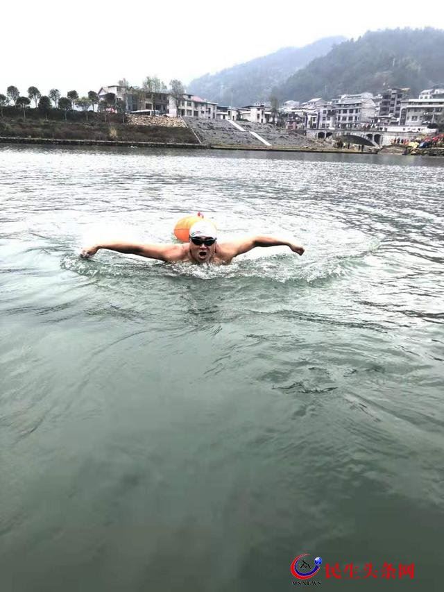 冬泳运动,雪峰山冬季之旅新业态