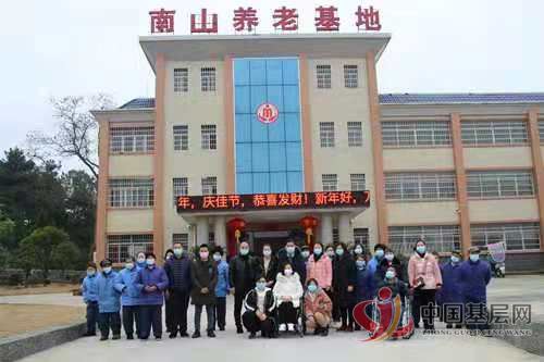 09502113522122158_72.jpg 09502113522122158_72.jpg