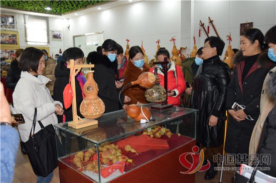 10482614231472375_42.jpg 10482614231472375_42.jpg