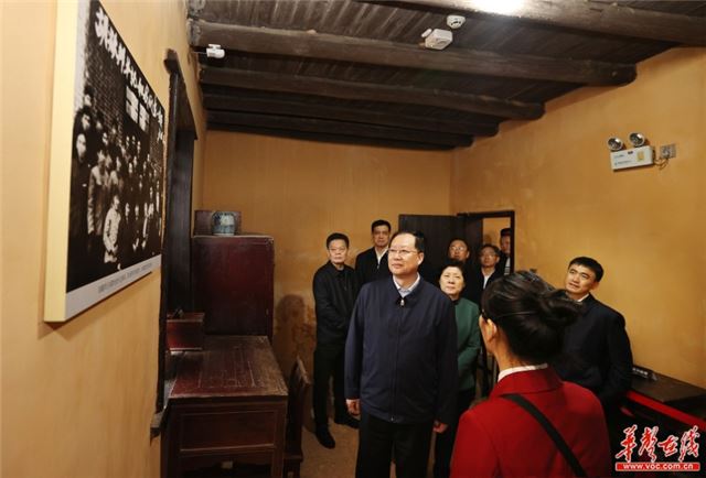 21052025928684040_105.jpg 21052025928684040_105.jpg