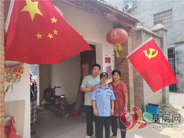 10045182229765801_96.jpg 10045182229765801_96.jpg