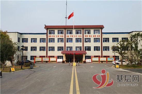 10224670613274228_42.jpg 10224670613274228_42.jpg