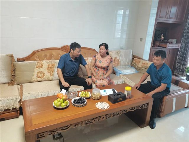 11124123694544221_105.jpg 11124123694544221_105.jpg