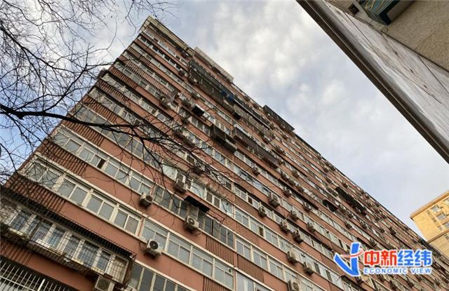 资料图：北京西城区一处住宅楼。中新经纬 薛宇飞 摄