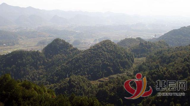 09125058176172476_75.jpg 09125058176172476_75.jpg