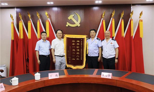 11374119293930381_106.jpg 11374119293930381_106.jpg