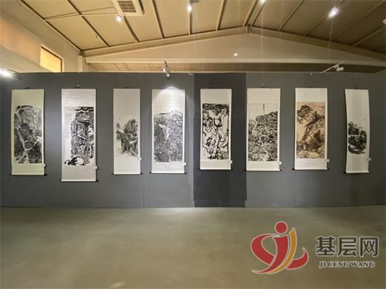 10504321947632126_92.jpg 10504321947632126_92.jpg