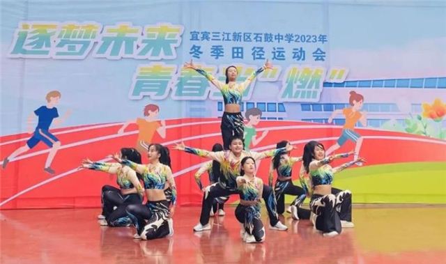 10262841165114349_129.jpg 10262841165114349_129.jpg