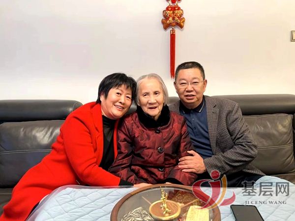 21053473733612308_75.jpg 21053473733612308_75.jpg