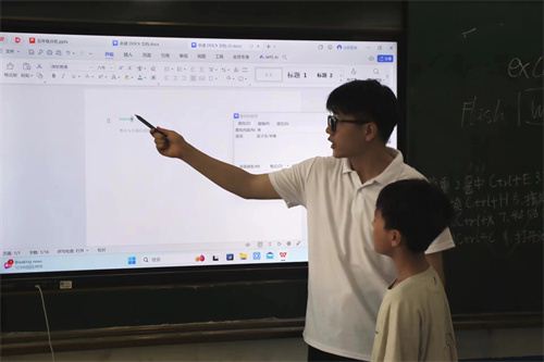 10185411377686209_7.jpg 10185411377686209_7.jpg