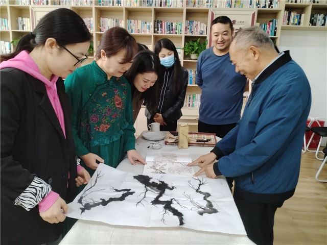 10393234055105665_106.jpg 10393234055105665_106.jpg